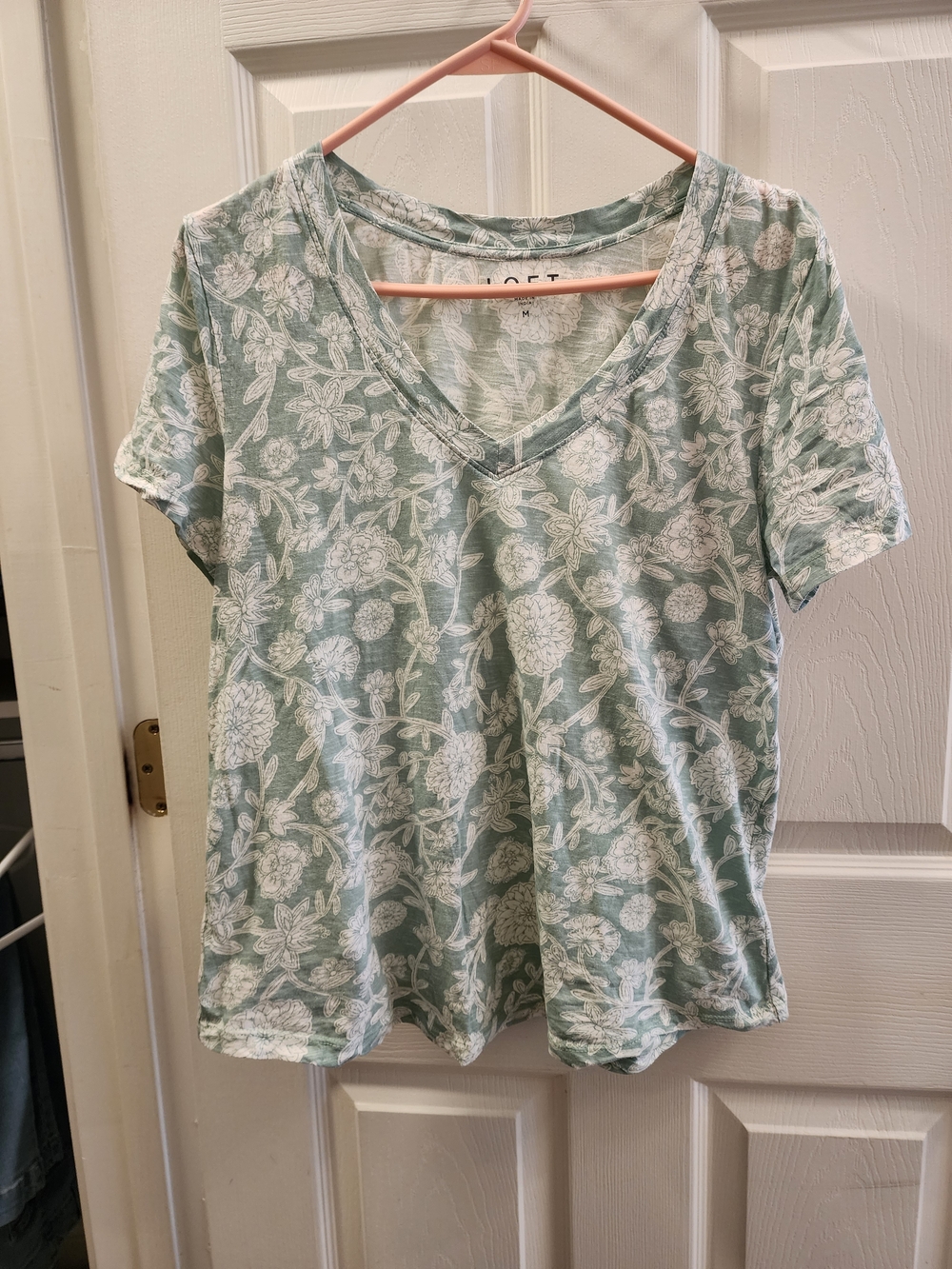 Loft Women's V-Neck Floral Tee in Sage Green